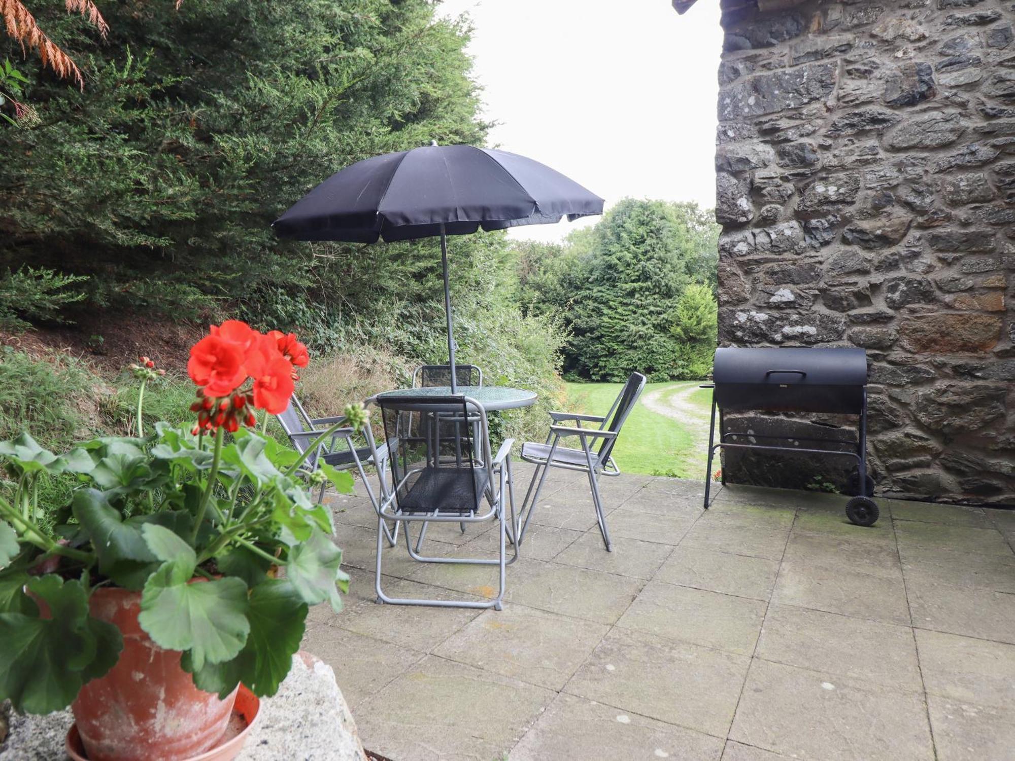 Yr Hen Felin Villa Oswestry Exterior photo