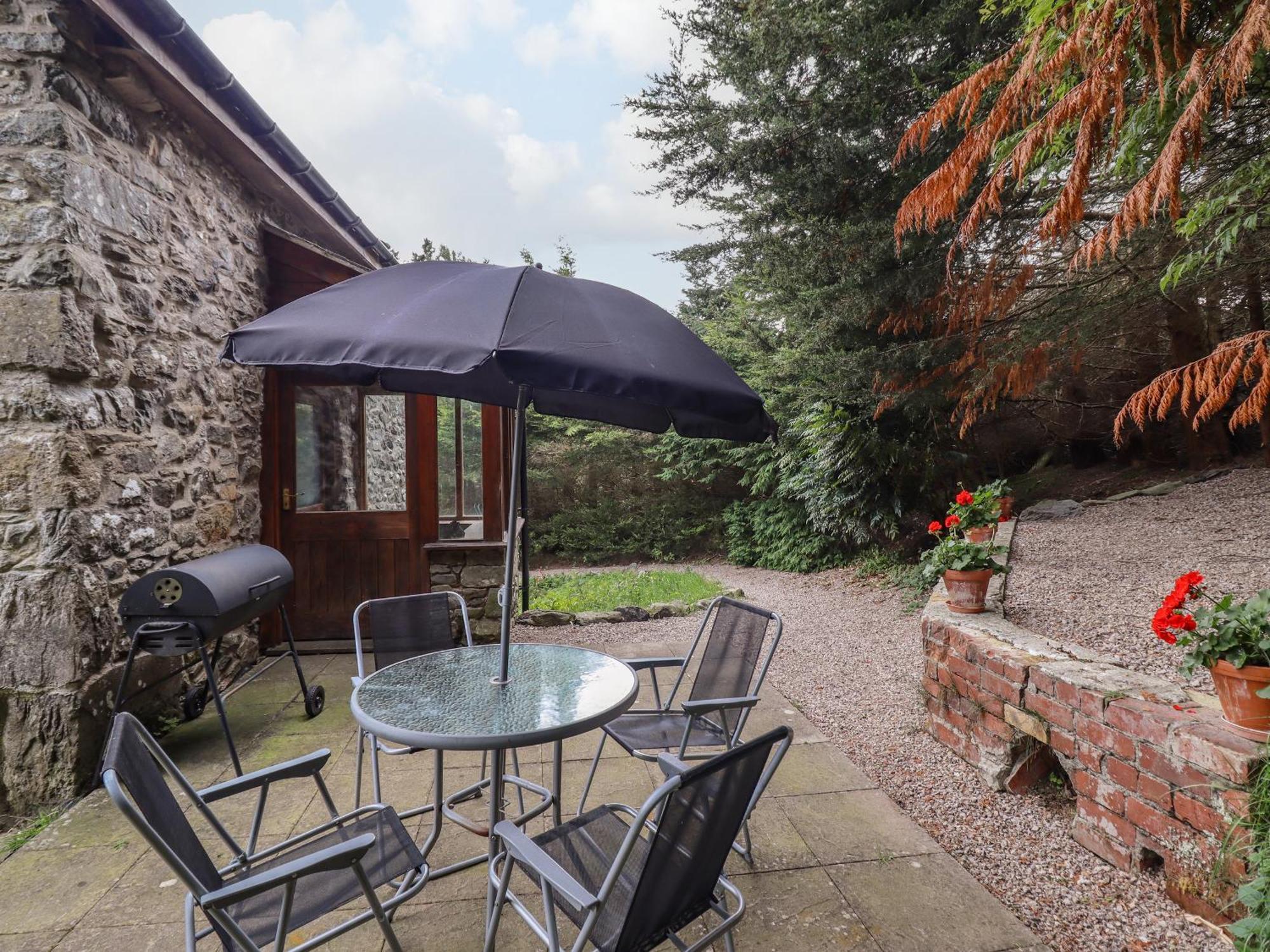 Yr Hen Felin Villa Oswestry Exterior photo