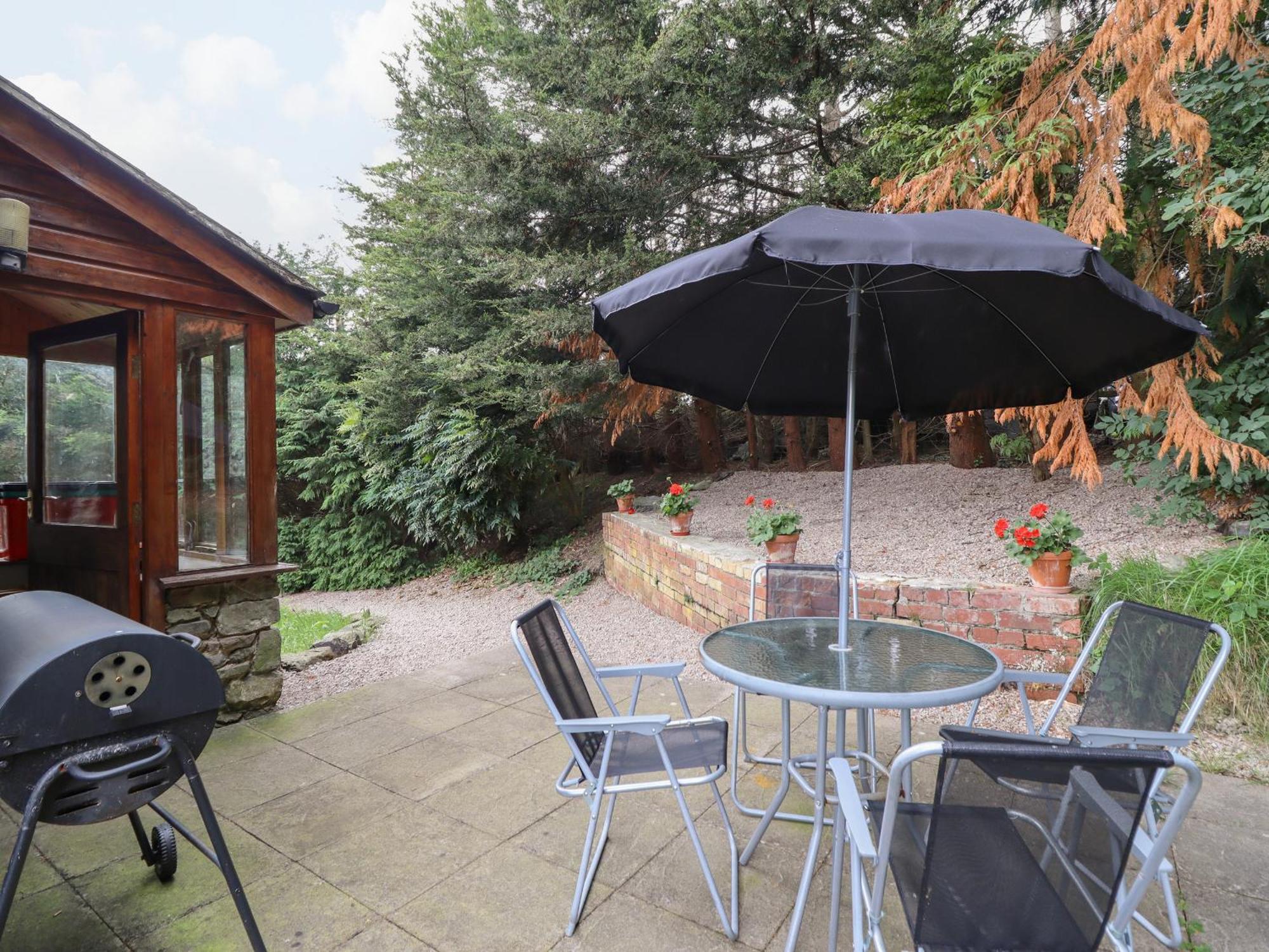 Yr Hen Felin Villa Oswestry Exterior photo